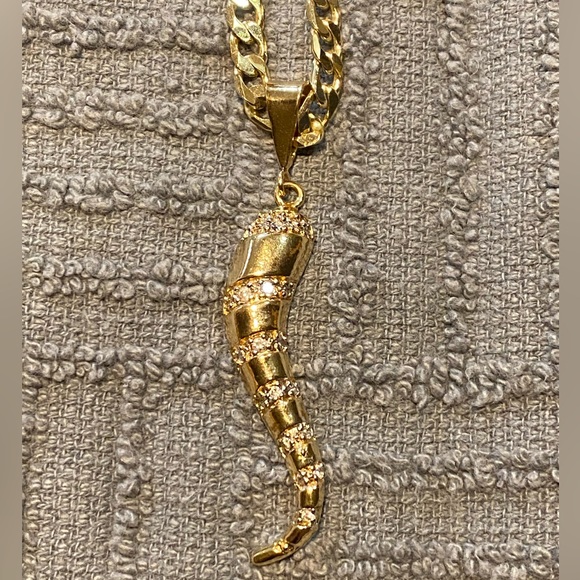 Cuban link chain with Italian horn - Picture 3 of 4